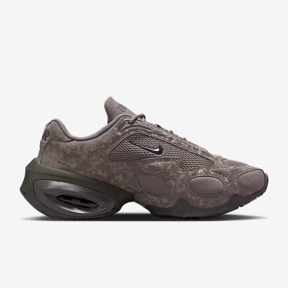 Nike air max Women's Gray Athletic Sneakers